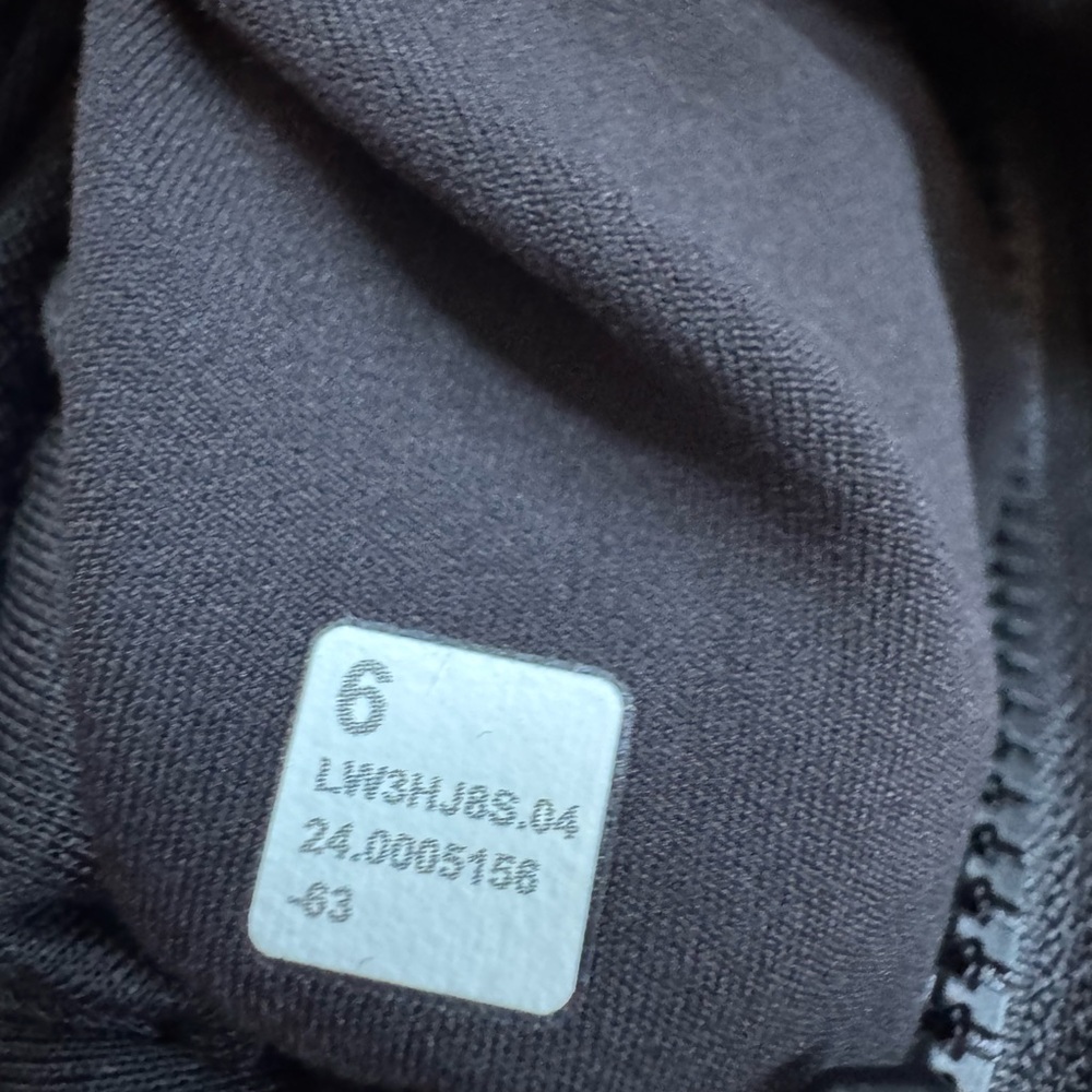 lululemon x Disney Define Jacket - NWOT - Picture 5 of 7